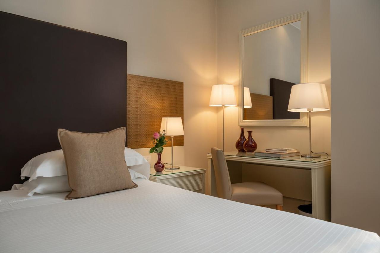 National Hotel Rimini Eksteriør billede