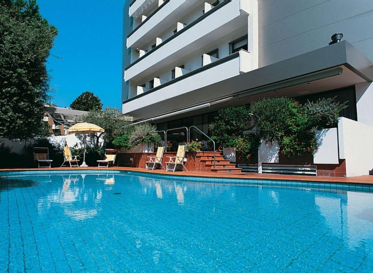 National Hotel Rimini Eksteriør billede