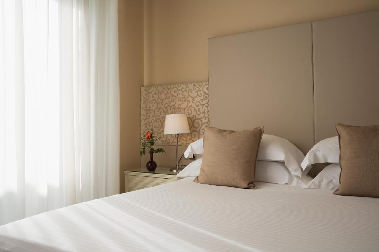 National Hotel Rimini Eksteriør billede
